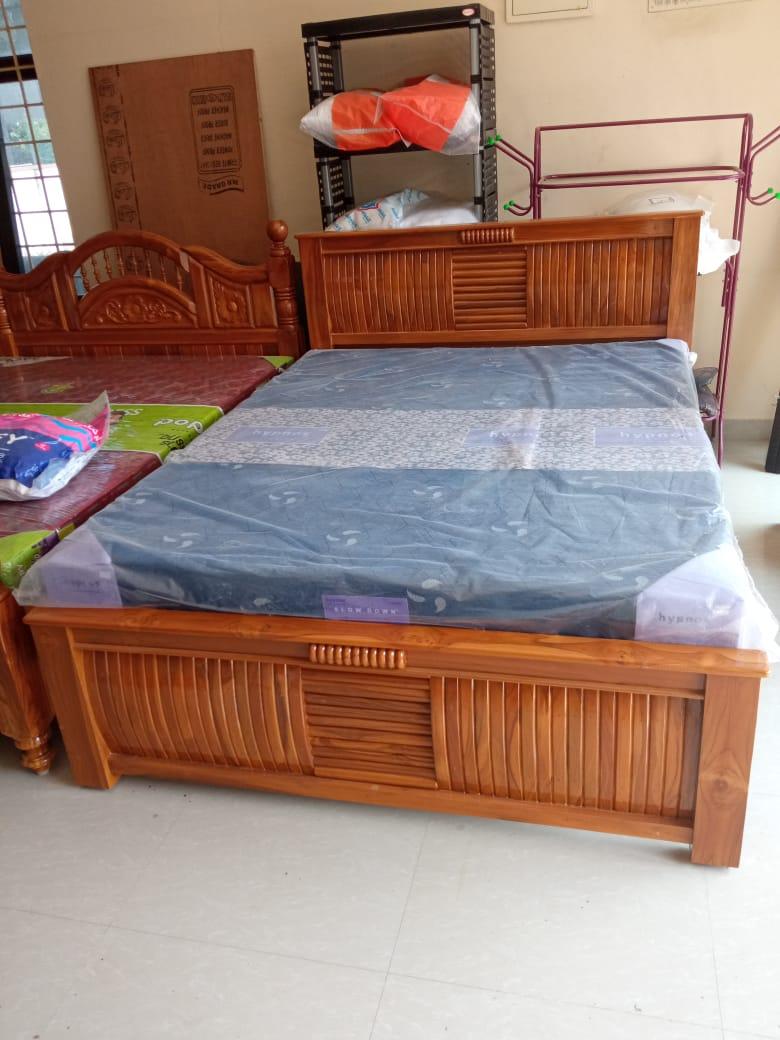 Wooden Cot – Queen Size (78" x 60")